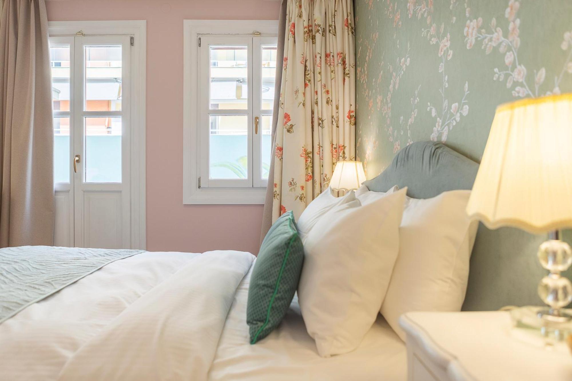 Gatto Perso Luxury Studio Apartments Солун Екстериор снимка