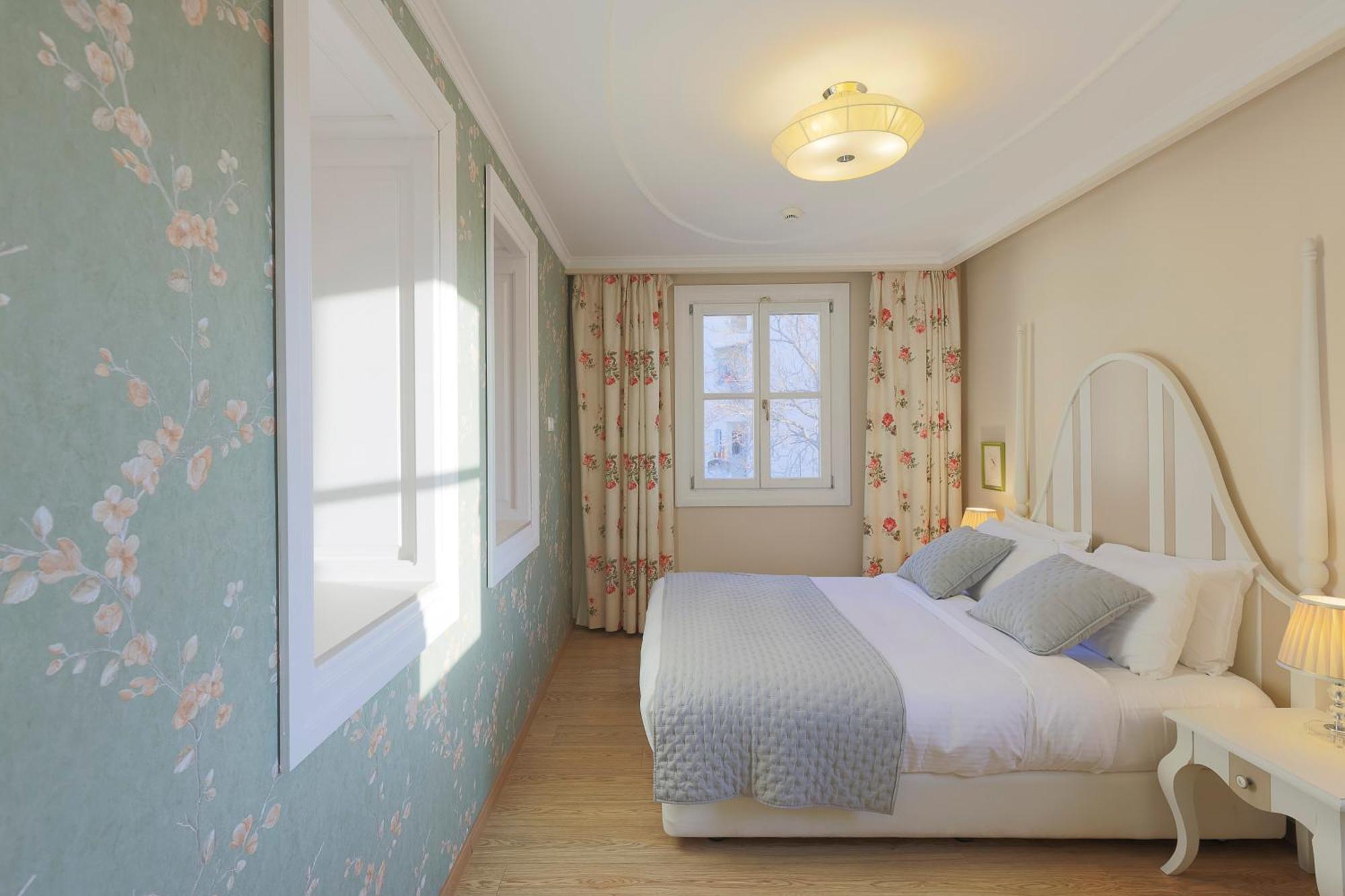 Gatto Perso Luxury Studio Apartments Солун Екстериор снимка